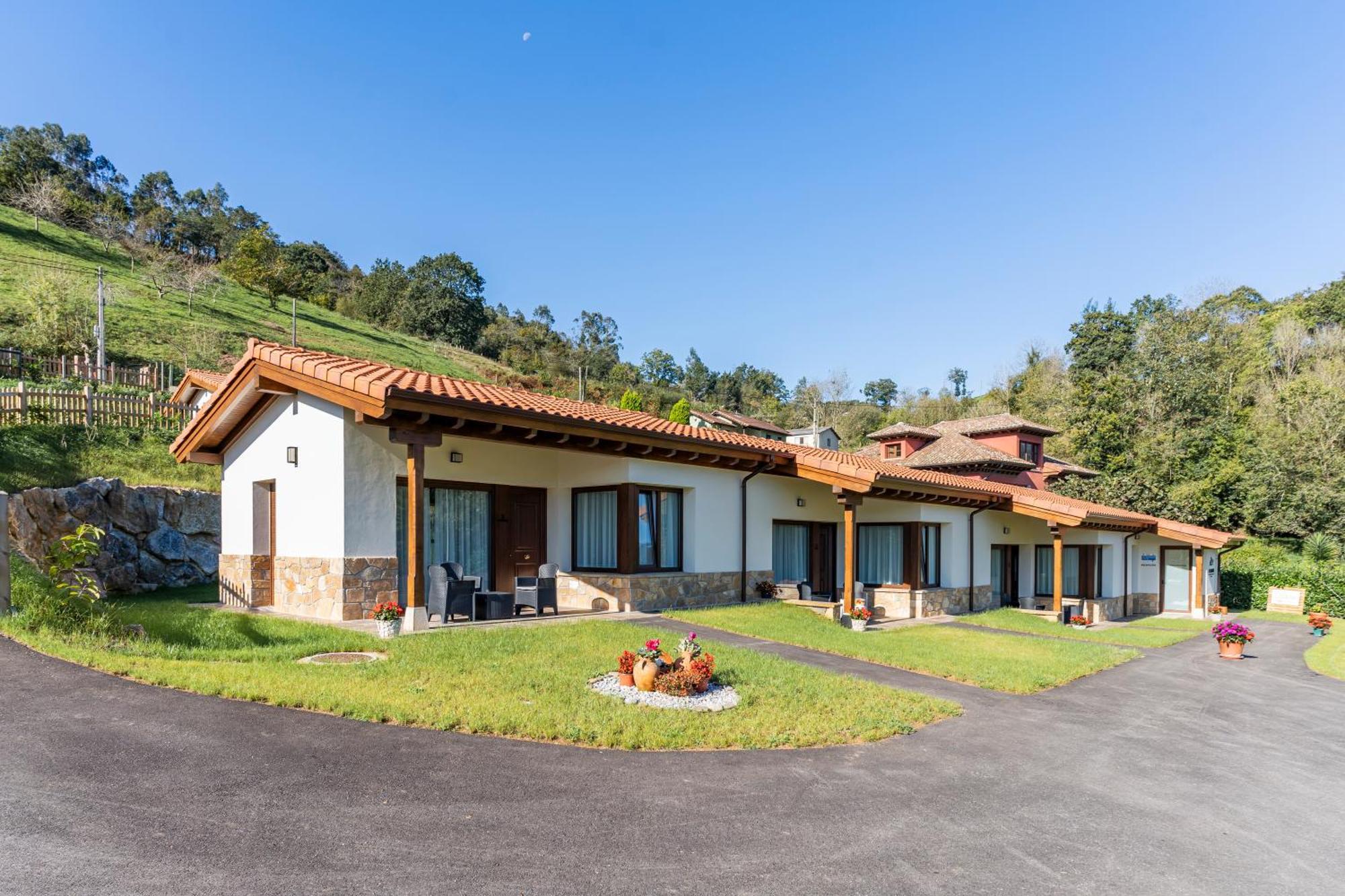 Apartamentos Cuetumerin Cangas de Onís Exterior foto
